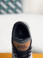 LOUIS VUITTON Low-top running shoes - Image 9
