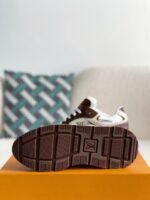 LOUIS VUITTON Low-top running shoes - Image 5