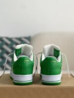 LOUIS VUITTON x NIKE AIR FORCE 1 Sneaker - Image 3