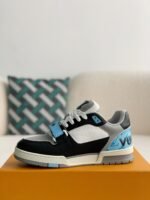LOUIS VUITTON TRAINER Sneakers - Image 4