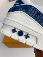 LOUIS VUITTON SNEAKER - Image 13