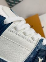 LOUIS VUITTON SNEAKER - Image 14