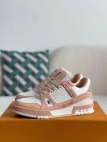 LOUIS VUITTON SNEAKER - Image 2