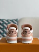 LOUIS VUITTON SNEAKER - Image 3