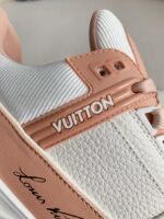 LOUIS VUITTON SNEAKER - Image 12