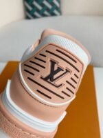 LOUIS VUITTON SNEAKER - Image 15