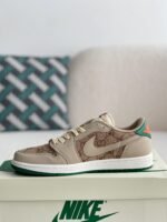 Gucci x Nike Dunk Low Sneakers - Image 4