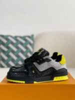 LOUIS VUITTON SNEAKER - Image 2