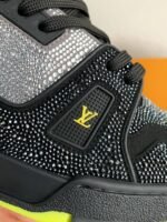 LOUIS VUITTON SNEAKER - Image 11