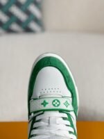 LOUIS VUITTON TRAINER Sneakers - Image 8