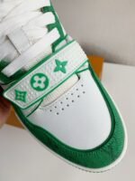 LOUIS VUITTON TRAINER Sneakers - Image 11