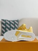 LOUIS VUITTON SNEAKER - Image 5