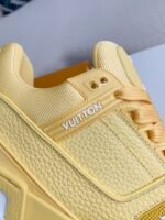 LOUIS VUITTON SNEAKER - Image 11