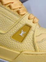 LOUIS VUITTON SNEAKER - Image 12