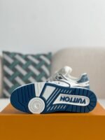 LOUIS VUITTON SNEAKER - Image 5