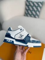 LOUIS VUITTON SNEAKER - Image 6