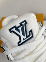 LOUIS VUITTON SNEAKER - Image 10