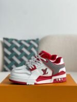 LOUIS VUITTON SNEAKER - Image 2