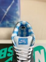 Nike UA Dunk SB Low Orange Lobster Sneakers - Image 7