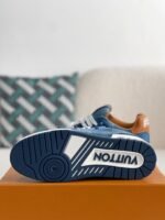 LOUIS VUITTON SNEAKER - Image 5