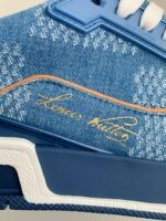 LOUIS VUITTON SNEAKER - Image 12