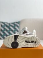 LOUIS VUITTON TRAINER SNEAKERS - Image 4