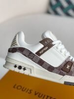 LOUIS VUITTON TRAINER SNEAKERS - Image 6