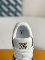 LOUIS VUITTON TRAINER SNEAKERS - Image 7
