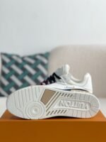 LOUIS VUITTON TRAINER SNEAKERS - Image 5
