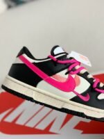 Nike NK SB Dunk Low Sneakers - Image 6
