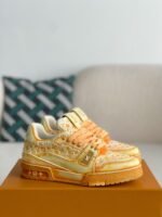 LOUIS VUITTON SNEAKER