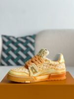 LOUIS VUITTON SNEAKER - Image 4
