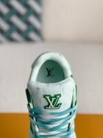 LOUIS VUITTON SNEAKER - Image 8