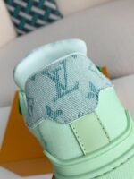LOUIS VUITTON SNEAKER - Image 15