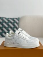 LOUIS VUITTON RIVOLI SNEAKERS