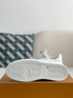 LOUIS VUITTON RIVOLI SNEAKERS - Image 5