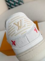 LOUIS VUITTON TRAINER SNEAKERS - Image 16