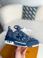 LOUIS VUITTON TRAINER SNEAKERS - Image 6