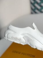 LOUlS VUlTTON Shark slippers, thick soles - Image 7