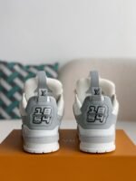 LOUIS VUITTON RUNNER TATIC sneakers - Image 3