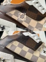 LOUIS VUITTON TRAINER SNEAKERS - Image 13