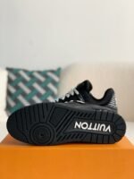LOUIS VUITTON TRAINER Sneakers - Image 5