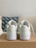 LOUIS VUITTON x NIKE AIR FORCE 1 Sn eaker - Image 5