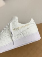 LOUIS VUITTON x NIKE AIR FORCE 1 Sn eaker - Image 15