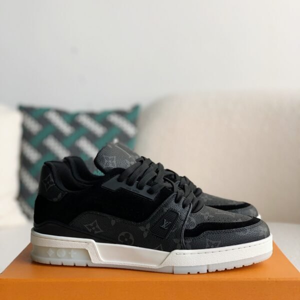 LOUIS VUITTON TRAINER