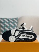 LOUIS VUITTON TRAINER SNEAKERS Kirby - Image 5