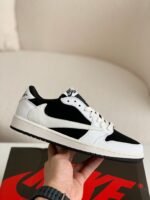 Nike AirJordan1 xTravisScott AJ Low - Image 3