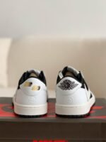 Nike AirJordan1 xTravisScott AJ Low - Image 5