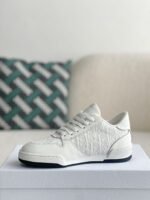 DlOR Sneaker - Image 4