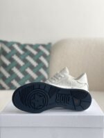 DlOR Sneaker - Image 5